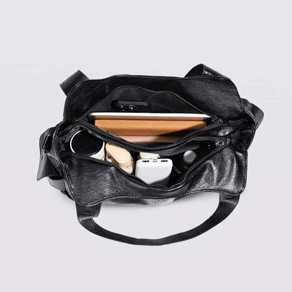 Timeless Everyday Tote – Elegant Spacious Shoulder Bag in Soft Vegan Leather