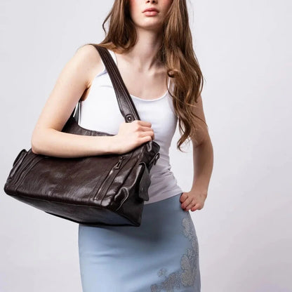 Timeless Everyday Tote – Elegant Spacious Shoulder Bag in Soft Vegan Leather